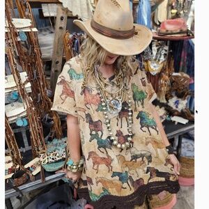 A Rare Bird Multicolor Horse Print Lace Short Sleeve Top